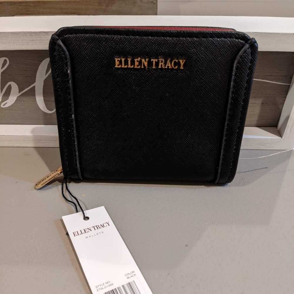 Ellen Tracy Wallet NEW ♥️